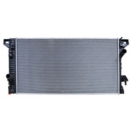 RADIADOR FORD PU/ F-150 18-23/EXPEDITION 18-23 V6 LTS/V8 5.0 LTS AUT C/AIRE 34 2/3X17 7/8X26MM ALUMINIO SOLDADO 230707